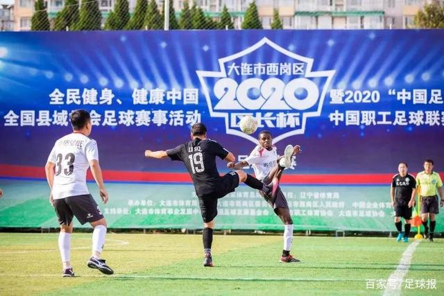 高诗岩17+9山东险胜新疆 齐麟17分李炎哲15分